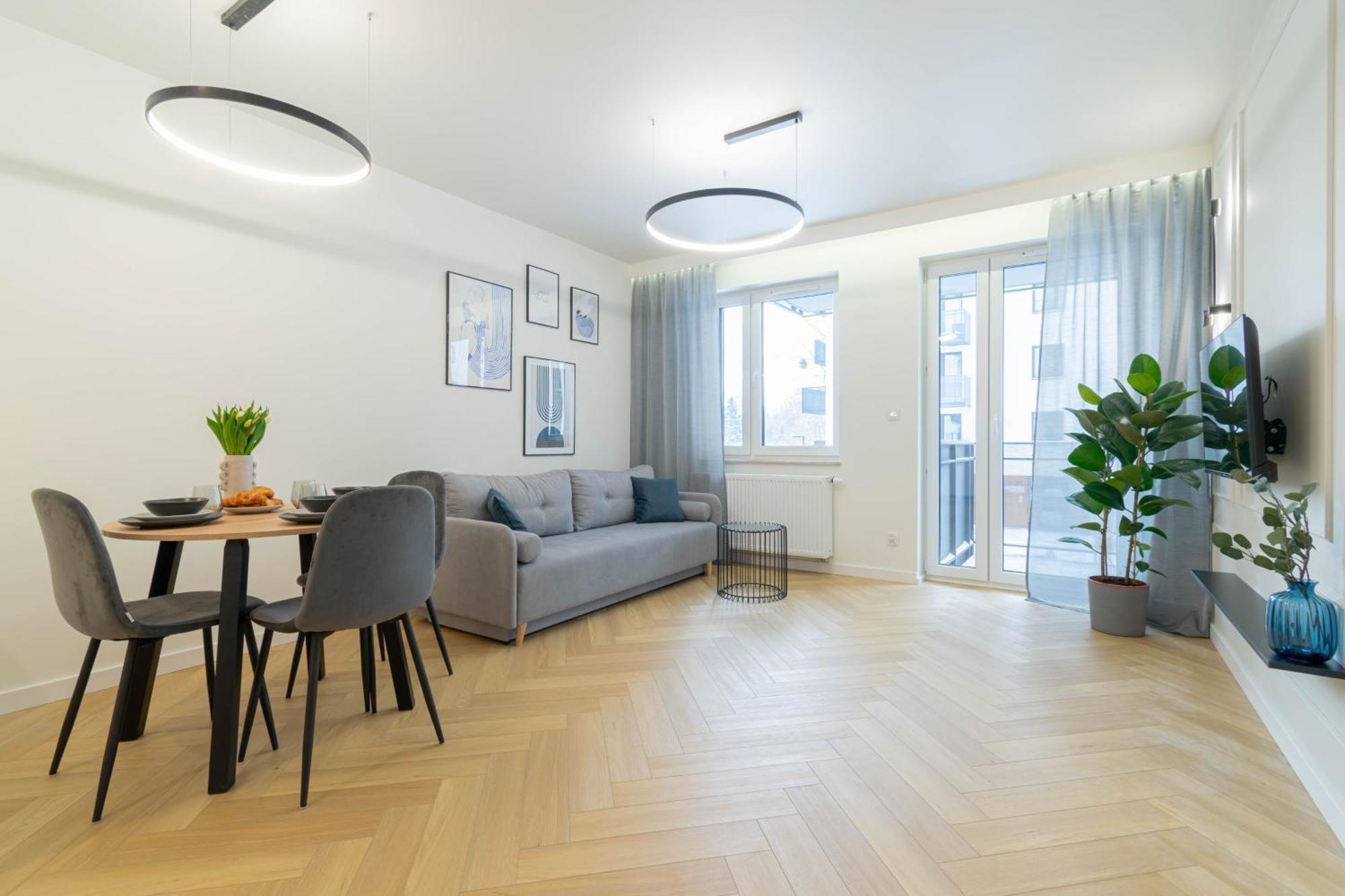 Blue Apartment Ceglana - Free Parking - Self Check-In Katowice Exterior photo